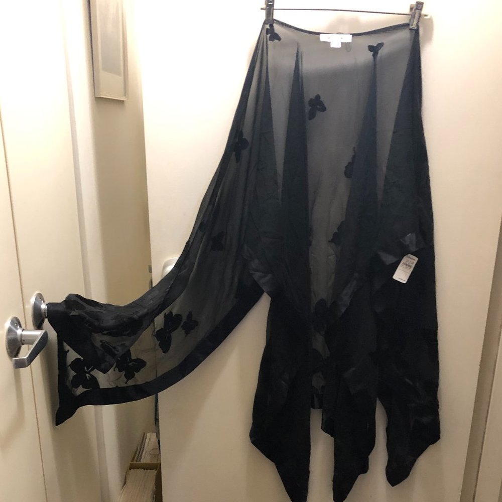 Black Accessary by Kate Unger